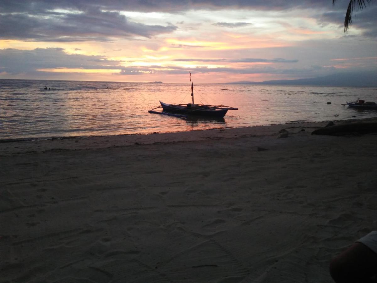 Lapyahan Guest House Siquijor Esterno foto